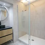 Majestic & Idyllic Parisian Flat - Champs-elysees Apartman