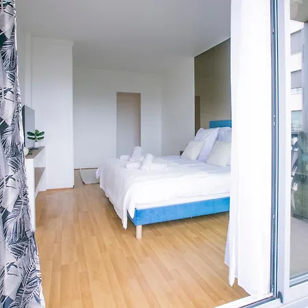 Majestic & Idyllic Parisian Flat - Champs-elysees Апартаменты Париж