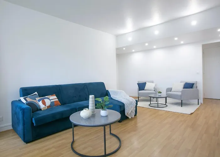 Majestic & Idyllic Parisian Flat - Champs-elysees Апартаменты Париж